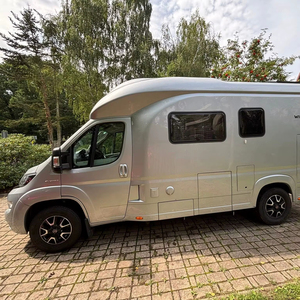 Autocaravanas de Lujo para Negocios en Oferta, 6m, para 4-6 Personas, Casa Rodante, Fabricación Personalizada - Product Image 1