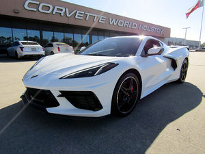 Buena Oferta para Corvette Stingray Convertible 2025 con Motor V8 de 6.2 Litros - Product Image 2
