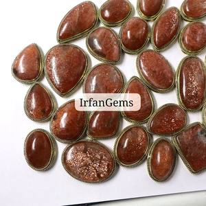 Lote al por Mayor de Cristales de Piedra Solar 100% Naturales Hechos a Mano de Alta Calidad, Cabujones de Formas Mixtas, Colgantes de Moda con Ranura, Dijes al Mejor Precio - Product Image 2