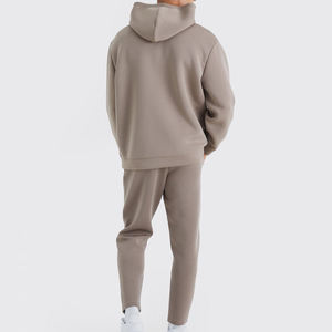 Personnalisez les ensembles de joggings unis unisexes de haute qualité Pull personnalisé Sweat à capuche surdimensionné et pantalon de survêtement respirant - Product Image 2