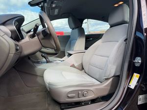 PRÊT À LA VENTE : M-ALIBU LT SEDAN 2020 D'OCCASION, INTÉRIEUR GRIS, EXTÉRIEUR ROUGE, FAIBLE CONSOMMATION DE CARBURANT, TRANSMISSION CVT, TROISIÈME GÈNÉRATION, Traction avant, 160 CV À VENDRE - Product Image 2