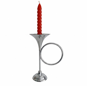 Candelabro de Metal Único con Acabado Plateado Pulido, Portavelas con Asa de Lazo, Elegante Decoración para Mesa de Boda o Hogar, Regalo - Product Image 1