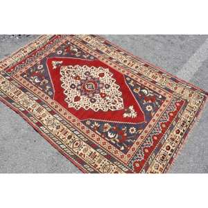 พรมขนสัตว์สีเบจสีแดงแบบดั้งเดิมขนาด3.6X5.5ฟุตห้องโถงสี่เหลี่ยมสไตล์ตุรกีดีไซน์แอบสแตรกต์ลาเท็กซ์ขนาด10มม. สำหรับห้องนั่งเล่น - Product Image 4