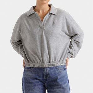 Sweat-shirt à col en V gris clair pour femme d'hiver, taille élastique, logo personnalisé, écologique, fabriqué au Pakistan, sweat-shirt pour femme - Product Image 3