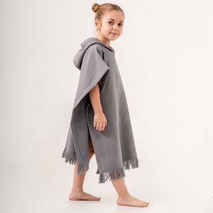 Poncho de bain à capuche Aria pour enfants, uni, âges 2-5 ans, 100% coton - Product Image 3