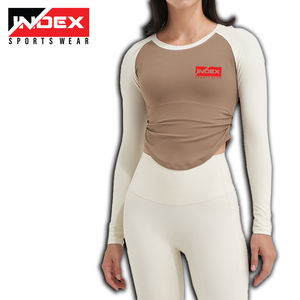 เสื้อครอปผ้าฝ้าย100% สำหรับผู้หญิงเสื้อคอตตอนพิมพ์ลายตัวอักษรโลโก้ออกแบบได้ตามต้องการ - Product Image 1