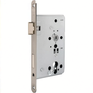 Cerradura de Embutir 715 PZ 24/55/72/8mm DIN Moderna de Acero Inoxidable Izquierda Clase 4 BKS Redondeada para Muebles con Llave de Latón - Product Image 3