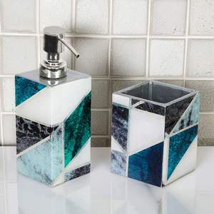 Ensemble de bain en bois de luxe fabriqué à la main de l'Inde élégant distributeur de savon à impression émaillée et gobelet pour décor de salle de bain - Product Image 2