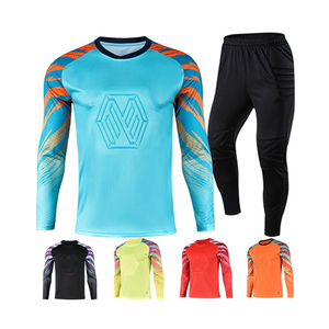 Conception à sublimation personnalisée kits de gardiens de but d'entraînement coupe automatisée ensemble uniforme rembourré de football pour hommes - Product Image 1