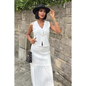 Conjunto de Chaleco y Falda Plisada de Punto 10001 para Primavera/Verano - Product Image 4