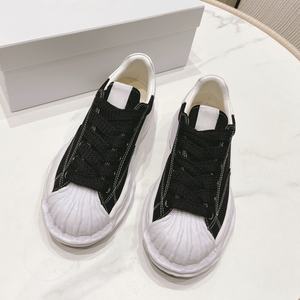 Chaussures décontractées unisexes à livraison directe avec design de coque, chaussures de sport robustes de haute qualité pour la marche - Product Image 2