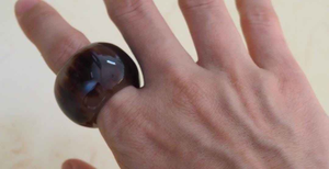 Bague en corne de vache de buffle naturelle de meilleure qualité taille personnalisable avec finition polie brillante pour les mariages ou les cadeaux - Product Image 2