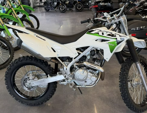 พร้อมส่ง Kawasaki KLX 230R S รถมอเตอร์ไซค์ใหม่ รับประกัน 3 ปี - Product Image 5