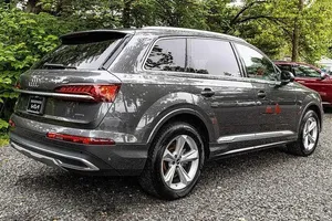 ใช้แล้ว2022 Q7 Audi 45 Premium Plus - Product Image 3