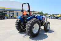 Tracteur agricole New Holland Workmaster 50, 4 roues motrices, 60 CV, automatique