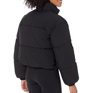 Blouson court matelassé pour femme 2026 avec logo personnalisé, col montant, grande taille, caractéristiques de la saison hivernale - Product Image 2