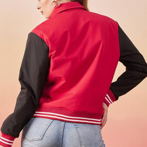 Venta al por mayor en blanco a granel Sencillo negro y rojo Mujeres College Versity Jacket Fleece Baseball Letterman Varsity Jacket - Product Image 3