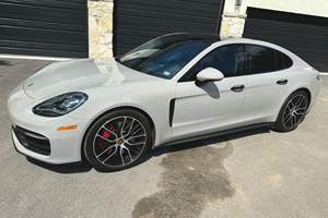 Panamera 4S 2021, V6 biturbo, tracción total, color Chalk exterior - Product Image 2