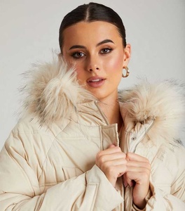 Veste parka matelassée à col montant en fausse fourrure blanche sur mesure en gros, hiver 2023, nouvelle tendance de la mode, dernier design - Product Image 3