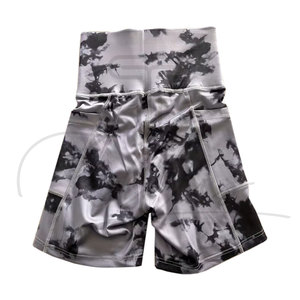 Shorts de Compresión para Mujer, Color Sólido, Hechos en Pakistán, Personalizables, de Alta Calidad, Cómodos y Transpirables, de Spandex/Poliéster - Product Image 5