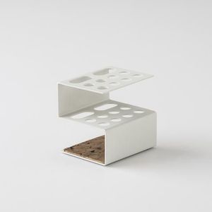 Antique style metal pen holder for vintage inspired study <b>desk</b> and professional <b>office</b> environment decoration - Product Image 2