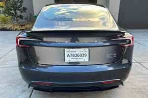 2024 T e s l a Model 3 Performance ~ 800 millas, AWD de doble motor, en su mayoría sin modificar - Product Image 5