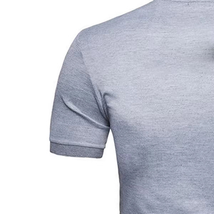 Vente en gros POLO en tricot à rayures pour hommes avec étiquette personnalisée Chemise de base décontractée respirante à manches courtes en soie glacée T-shirt torsadé - Product Image 5