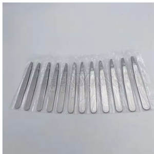 Pince à épiler pointue en acier inoxydable durable, légère, réutilisable, personnalisable, outil de maquillage professionnel, moderne et tendance - Product Image 4