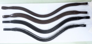 Fronture en cuir de haute qualité, fine, avec incrustation de paillettes et rembourrage, pré-perforée pour la fixation de rivets et de cristaux, équipement d'équitation anglais durable - Product Image 5