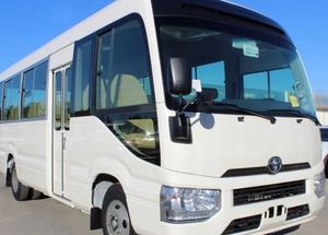 Toyota Coaster Toit Haut 30 Places 4.2L 6 Cylindres Diesel M/T RWD Moteur à Essence pour Voyages Longue Distance Transmission Automatique - Product Image 4