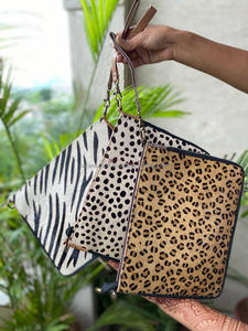 Bolso de mano de piel de vaca estilo occidental para mujer, pochette de piel sintética, elegante - Product Image 5