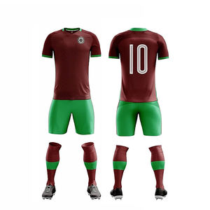 ผู้ผลิตชุดฟุตบอลแบบกำหนดเอง OEM ชุดเสื้อและกางเกงขาสั้นคุณภาพสูง ผ้าระบายอากาศ แห้งเร็ว น้ำหนักเบา สำหรับสโมสร - Product Image 3