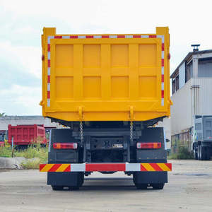 Camión Volquete Usado de Servicio Pesado, 64, 10 Ruedas, Capacidad de 40 Metros Cúbicos, Euro 4, 251-350 HP, Diésel, en Stock - Product Image 6