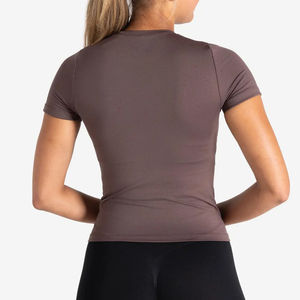 Precio bajo Venta al por mayor Diseño Mujeres Fitness Camisetas Nuevo último diseño Gimnasio Desgaste Mujeres Camisetas transpirables - Product Image 2