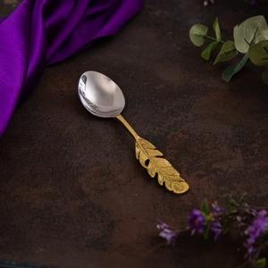 Ensemble de couverts à poignée en or au design de plumes de luxe couverts à tête argentée pour salle à manger élégante, cuisine, mariage et utilisation de cadeaux - Product Image 5