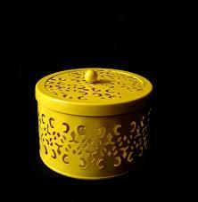 Sophisticated Silver-Design Metal Snacks <b>Box</b> with Footed Base for Gourmet Catering Travel Kitchen Use Food Storage & Container - Product Image 2