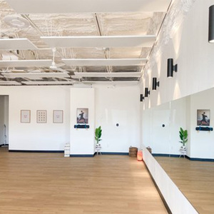 เครื่องทำความร้อนอินฟราเรดคาร์บอนคริสตัลกันน้ำ 1000W ยอดขายสูง พร้อมระบบควบคุมอัจฉริยะ ให้ความร้อนเร็ว สำหรับสตูดิโอโยคะร้อน และศูนย์สุขภาพ - Product Image 4