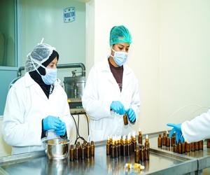 Insaf Huile Essentielle Naturelle de Romarin des Montagnes Atlas du Maroc (Rosmarinus Officinalis) - 30ml Antibactérien Flacon en Verre Noir Soin - Product Image 5