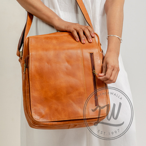 LW Sac messager en cuir véritable fait à la main pour femmes Collection tendance de style vintage pour l'été et l'hiver 2024 - Product Image 3