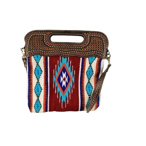 Bolso de piel auténtica de vaca Navajo con estilo y pelo, cabestrillo con flecos, fabricante indio, diseño personalizado disponible, venta al por mayor - Product Image 1