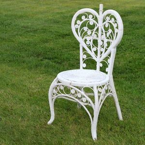 Silla de jardín de hierro fundido curvada con gracia con construcción robusta Diseño moderno Colores personalizables para la elegancia del patio trasero - Product Image 1