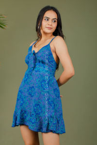 2023 nouvelle collection d'été robe courte en soie avec volant tenue décontractée tenue de soirée - Product Image 2