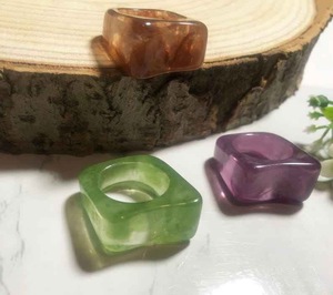 Anillos de Resina Acrílica, Forma Redonda, Hechos a Mano, Anillo de Amor, Joyería para Mujer, Suministro al por Mayor al Mejor Precio - Product Image 5