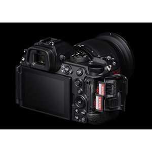 24.5MP Full Frame Mirrorless Digital <b>Camera</b> 24-200mm F/4-6.3 BSI CMOS Sensor 4K Video 5-Axis Image <b>Stabilization</b> 200mm F/4-6.3 - Product Image 6