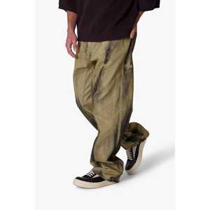 Pantalones vaqueros ultralargos con efecto tie-dye en negro/verde - Product Image 1