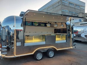 Remorque de restauration de luxe de 20 pieds de style Airstream en acier inoxydable avec comptoirs de présentation et éclairage d'accentuation LED - Product Image 4