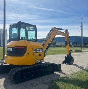 Mini-excavatrice JCB durable de 12 tonnes avec godet de 1,43 m, moteur haute puissance, pompe, boîte de vitesses, haute efficacité, livraison rapide, garantie de 3 ans - Product Image 3