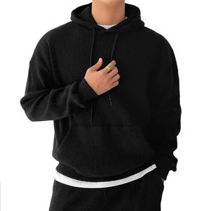 Sudadera con capucha OEM personalizada al por mayor, estilo crop boxy, de 400 g/m² de gramaje pesado, térmica tipo gofre, con bolsillo grande y diseño holgado - Product Image 2