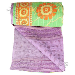 Vintage Kantha Quilt Fine qualité cousu à la main indien réversible coton jeter couvre-lit-vente en gros Lot - Product Image 5