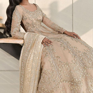 ชุดเดรสสำหรับเจ้าสาวอนาร์คาลีเลเฮ็งก้าสำหรับ2023ปักลายซาริหนักด้วยลูกปัดแก้วคริสตัลและผ้า Dabka ประกอบด้วยผ้าไหมและผ้าฝ้าย - Product Image 1